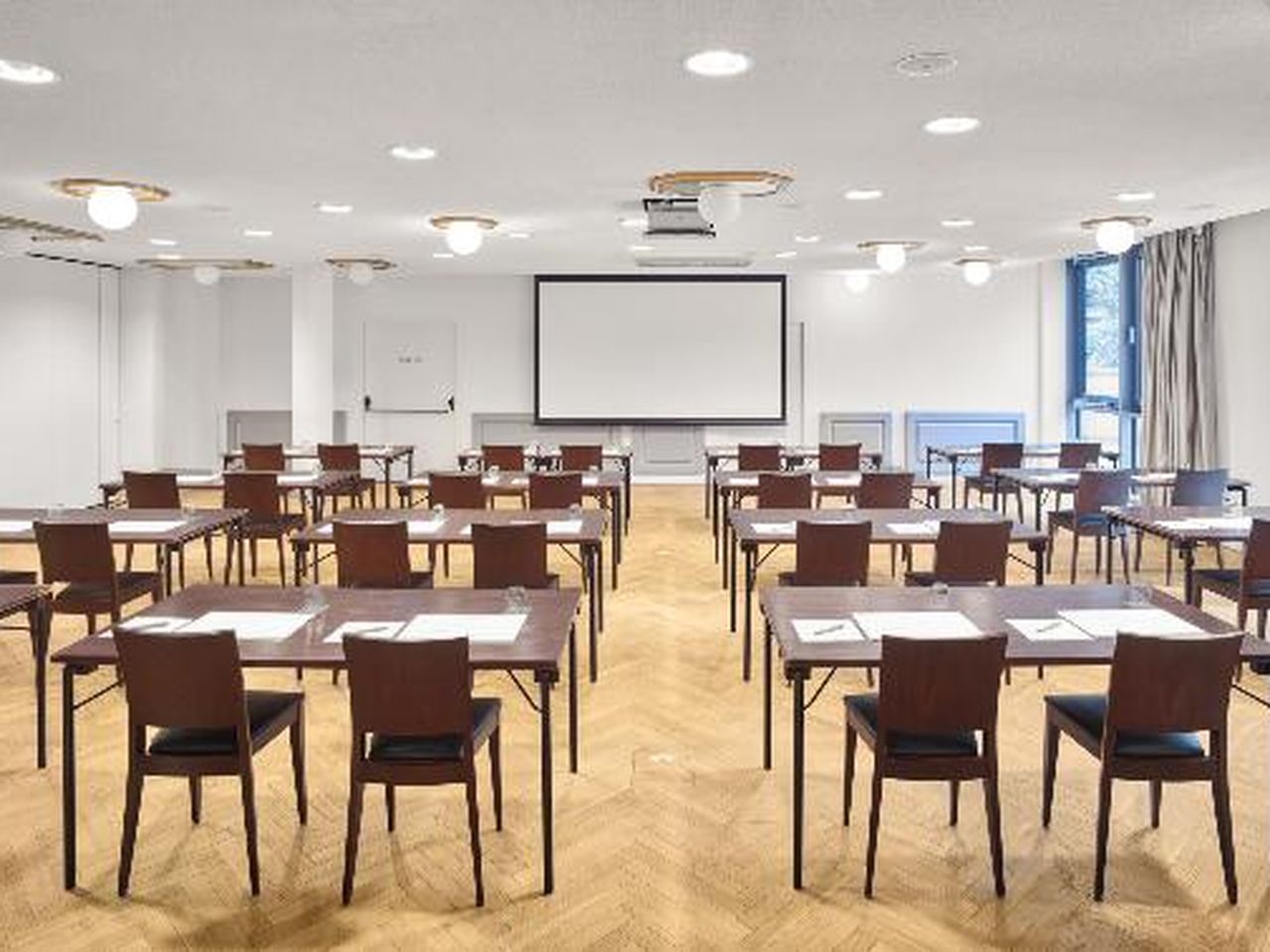 2 Tage im MAXX by Steigenberger Wien mit Frühstück