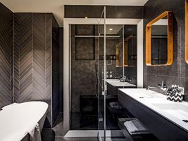 7 Tage in der größten Einkaufsstadt des Ostens