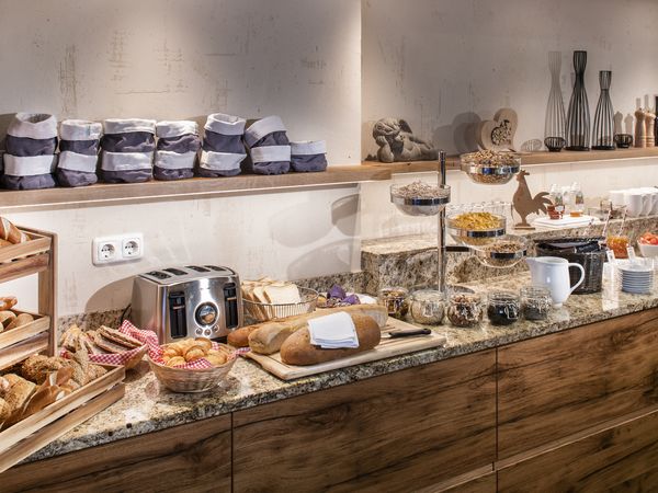 6 Tage Wanderbares Finkenberg - 5 Nächte Hotel Neuwirt, Tirol inkl. Halbpension