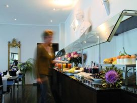 2 Tage mit Frühstück im Schiller 5 Hotel München