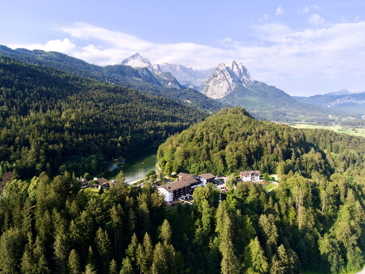 Alpenflair in Garmisch-Partenkirchen: 3+1 Nacht