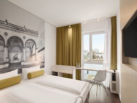 2 Tage Kurzurlaub mit Frühstück im Super 8 Munich City North Hotel