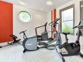 Deggendorf trifft London - 2 Tage im SCOTTY + PAUL Hotel Deggendorf