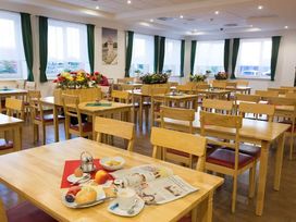 2 Tage Kurzurlaub mit Frühstück im Winrooms Seminar Hotel and Apartments