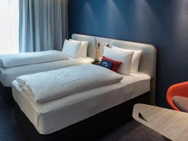 2 Tage mit Frühstück im Holiday Inn Express Wiesbaden