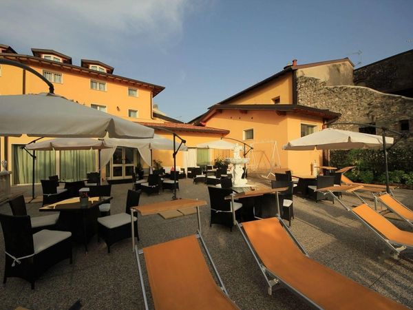 8 Tage 1 Woche Dolce-Vita-Auszeit am Gardasee in Manerba del Garda, Lombardei inkl. Halbpension