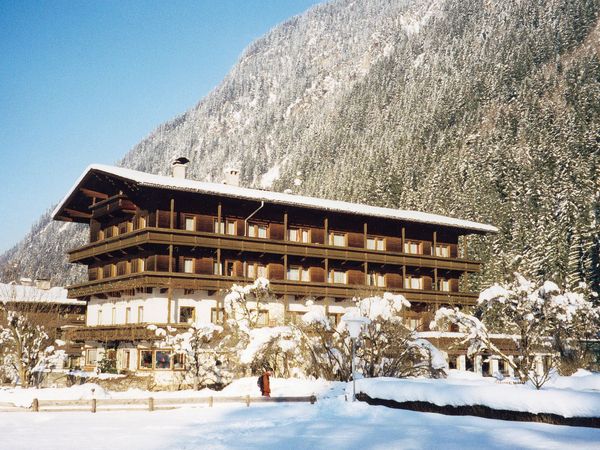 7 Tage Schneegestöber in Mayrhofen – 7 Nächte, Tirol inkl. Halbpension