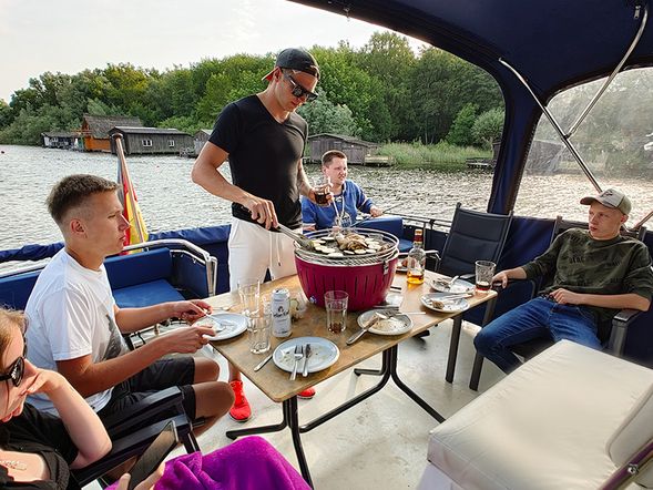 Marina Niderviller: 5 Tage Grill & Boot im Elsaß