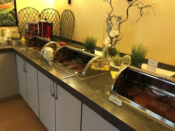 Entdecker-Träume an der Mecklenburgischen Seenplatte in Güstrow, Mecklenburg-Vorpommern Frühstück