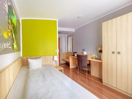 2 Tage im Attimo Hotel - Stuttgart 