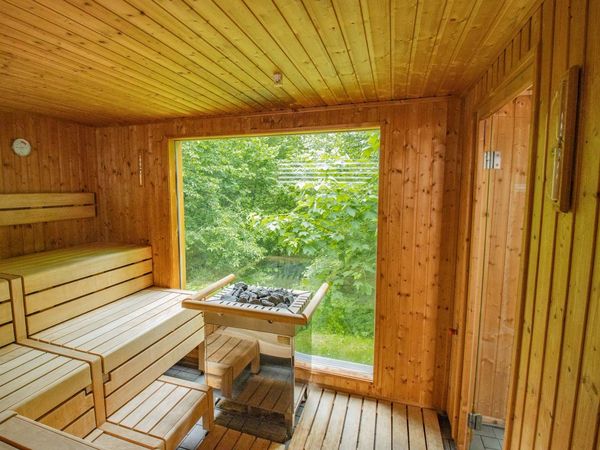 Kuscheln und Zeit zu zweit im Panorama Hotel inkl. HP Plus in Winterberg, Nordrhein-Westfalen Halbpension Plus