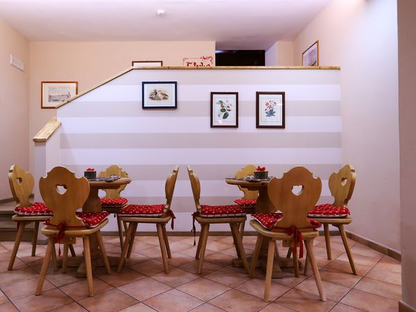 Magischer Ort in majestätischen Dolomiten - 4 Tage in Pera di Fassa, Trentino-Südtirol inkl. Frühstück