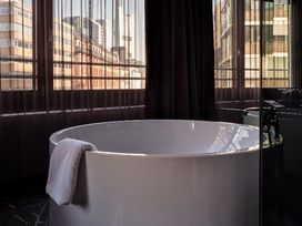 2 Tage Entspannung am Main im Roomers Hotel Frankfurt