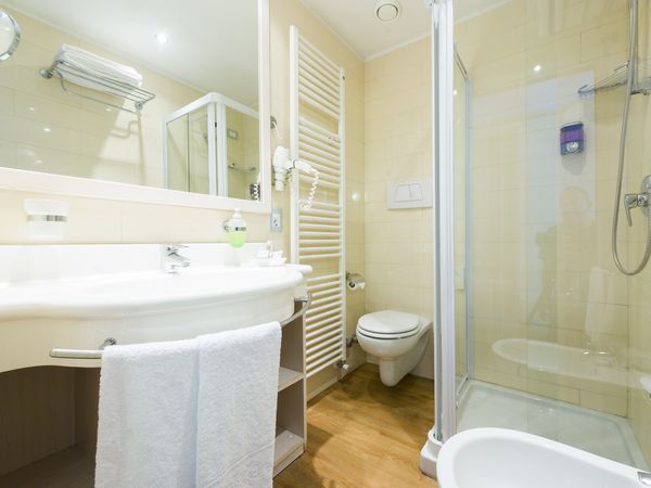 7 Tage im Sport- und Relaxparadies Südtirol in Nago-Torbole, Trentino-Südtirol inkl. Frühstück