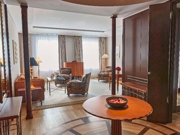 6 Tage im Hotel Adlon Kempinski Berlin 