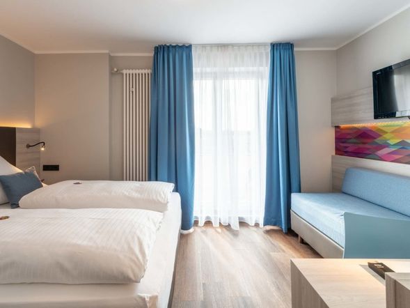 Doppelzimmer STANDARD mit zwei Einzelbetten