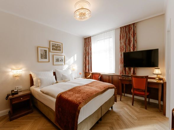 Dreibettzimmer