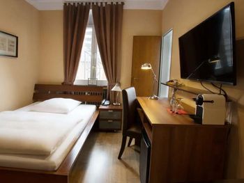 3 Tage Kurzurlaub mit Frühstück im Stadthotel Julich