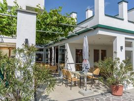 3 Tage Kurzurlaub mit Frühstück in {cityName}