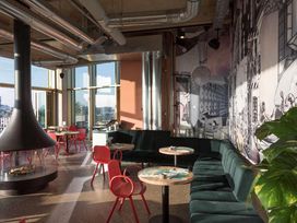 6 Tage im stylischen 25hours Hotel The Circle in Köln
