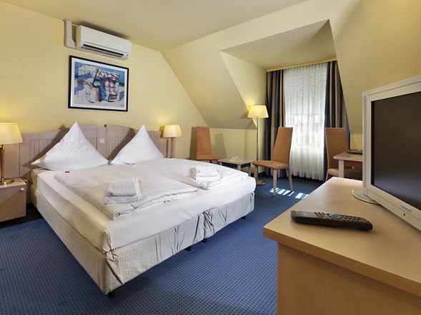 Tryp by Wyndham Lübeck Aquamarin