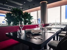 3 Tage im INNSIDE by Malia Düsseldorf Hafen genießen