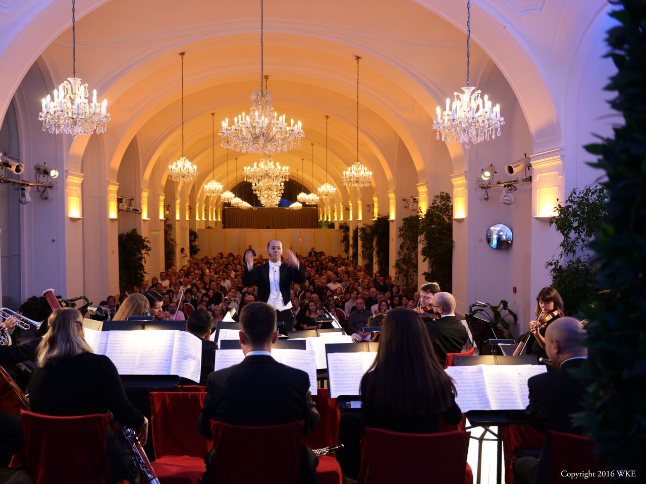 Schloss Schönbrunn Konzert mit Hotel in Wien