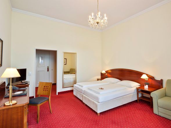 Doppelzimmer CLASSIC mit zwei Einzelbetten