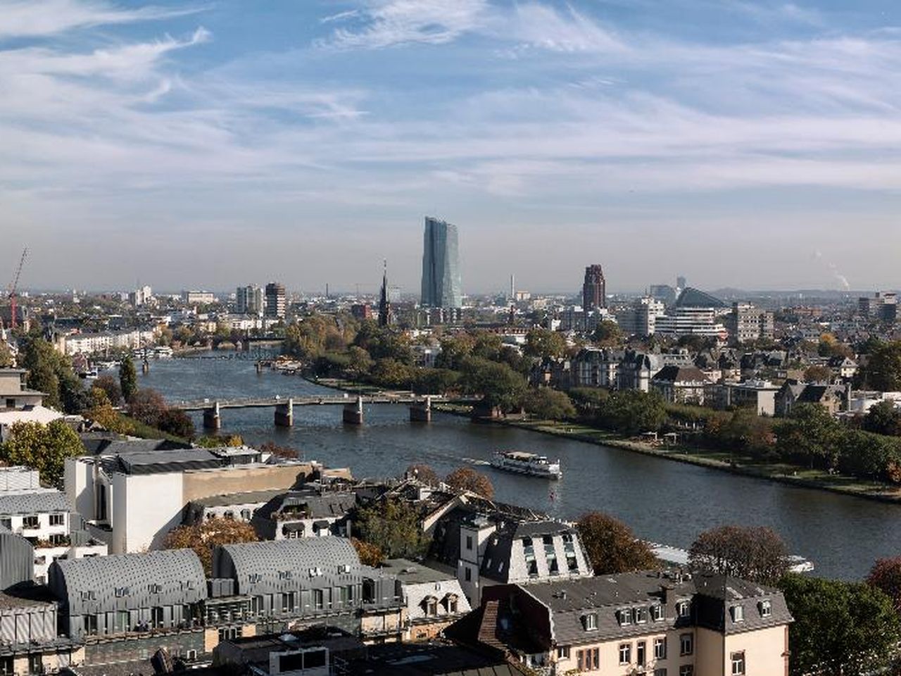 2 Tage Urlaub am Ufer des Mains in Frankfurt