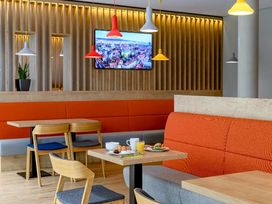 3 Tage mit Frühstück im Holiday Inn Express Göttingen