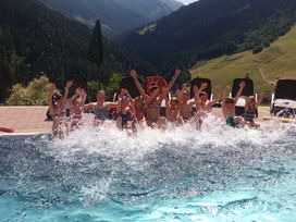 Wanderurlaub mit Bergbahn-Nutzung, Wellness & 5-Gang-Menü im Salzburger Land