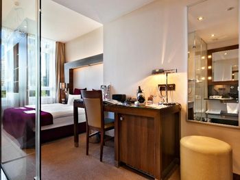 4 Tage im Flemings Selection Hotel Frankfurt-City