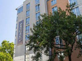 Berlin begrüßt Sie! - 2 Tage im Aparthotel