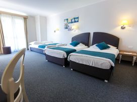 5 Tage Urlaub mit Frühstück im Hotel Mirna by Lifeclass Hotels & Spa