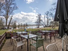 4 Tage Shopping-Schnäppchen und Kurzurlaub am See