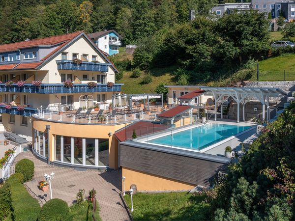 4 Tage und 3 Nächte-Schwarzwald tanken-Sonntagspezial in Bad Wildbad, Baden-Württemberg inkl. Halbpension