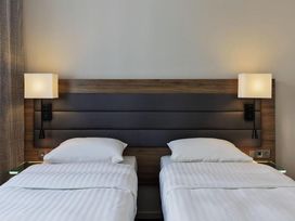 2 Tage Kurzurlaub mit Frühstück im MOXY Vienna Airport
