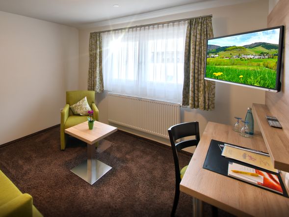 Familienzimmer mit Balkon zur Ostseite