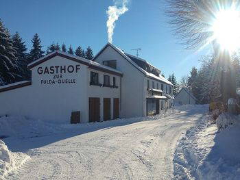 Skitage in der verschneiten Rhön genießen