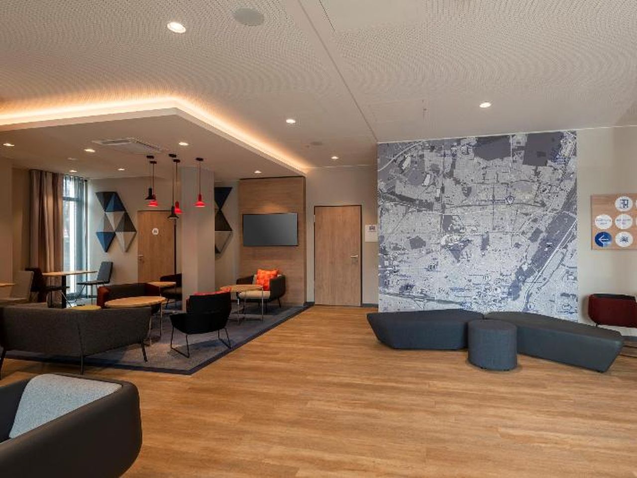 2 Tage mit Frühstück im Holiday Inn Express Munich