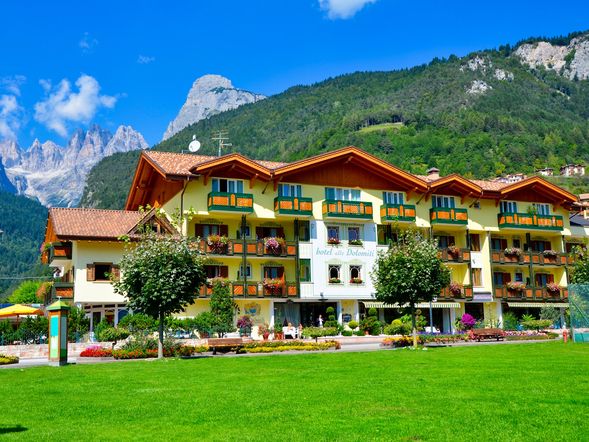 Alle Dolomiti Boutique Lake Hotel