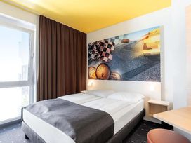 6 Tage im B&B Hotel Stuttgart