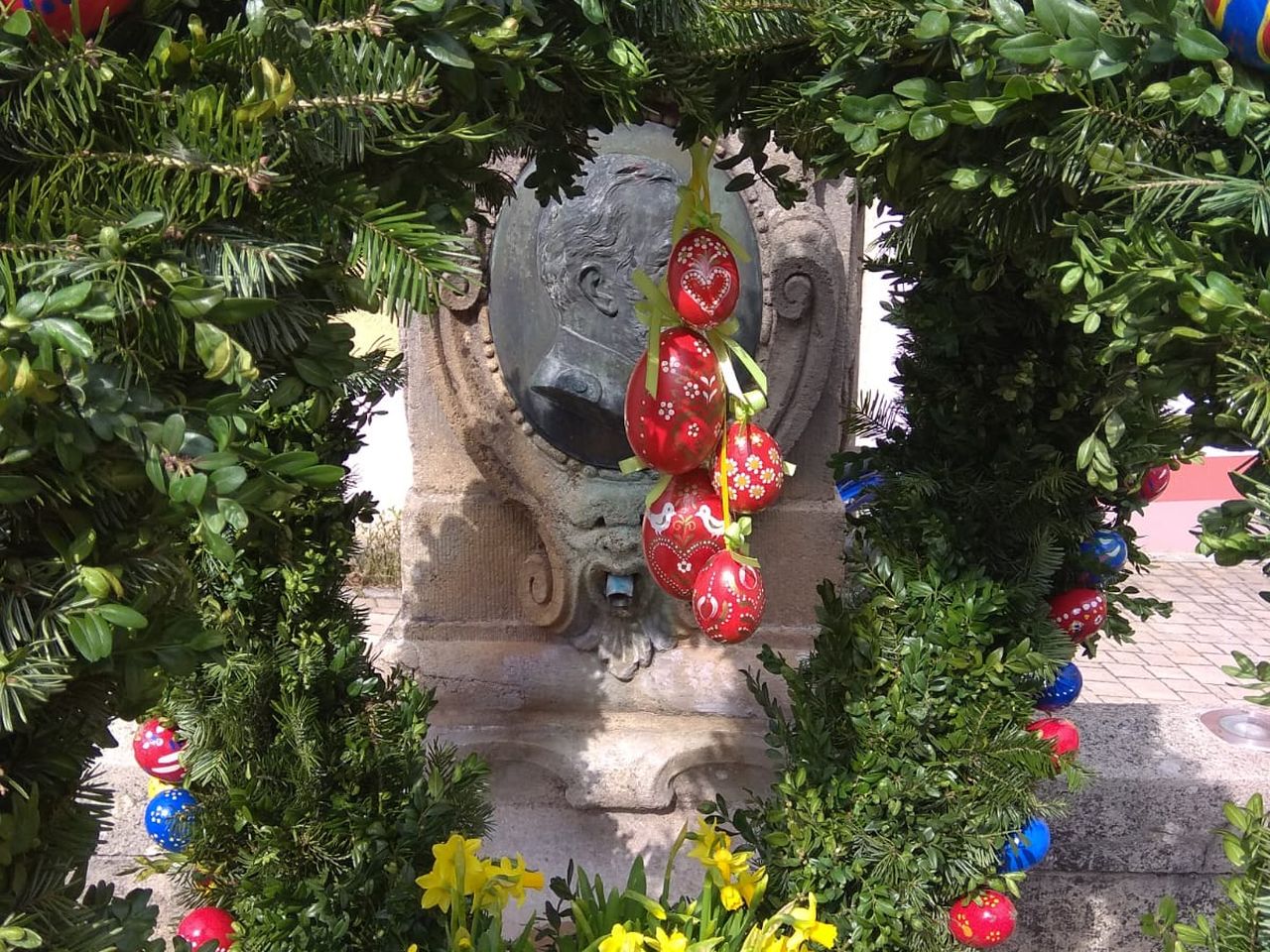 5 Tage Osterbrunnen der Fränkische Schweiz erkunden