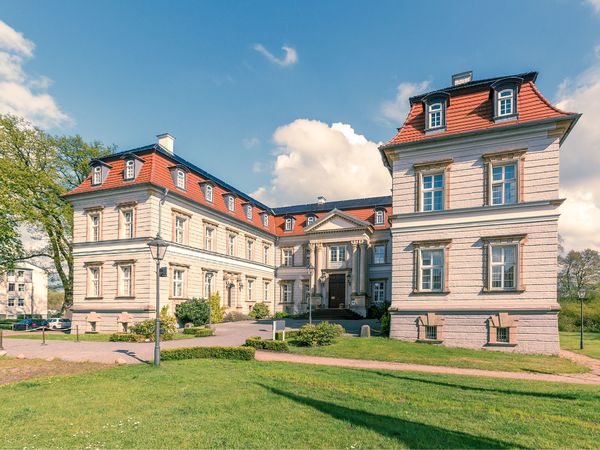 Romantik im Schlosshotel - 3 Tage in der Junior Suite in Neustadt-Glewe, Mecklenburg-Vorpommern inkl. Halbpension