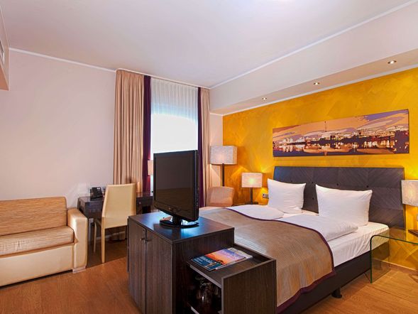 Wyndham Duisburger Hof Hotel