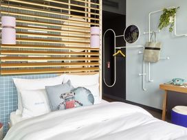 6 Tage im stylischen 25hours Hotel The Circle in Köln