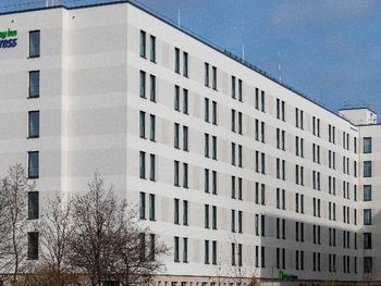 2 Tage mit Frühstück im Holiday Inn Express Munich