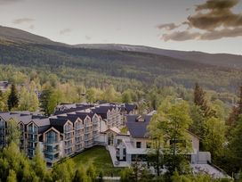 4 Tage Kurzurlaub mit Frühstück im Green Mountain Hotel