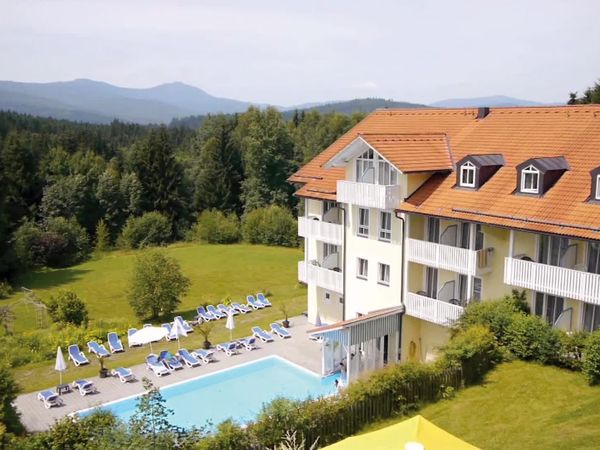 4 Tage im Hotel Ahornhof mit HP in Lindberg, Bayern inkl. Halbpension