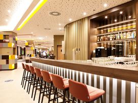 2 Tage Kurzurlaub mit Frühstück im Hampton by Hilton Munich Airport South